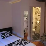 D'hotes Auberg'inn 3*